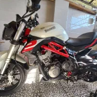 فروش بنلی ۳۰۰ در حد صفر