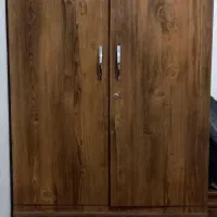 کمدچوبی بسیار نو وتمیز