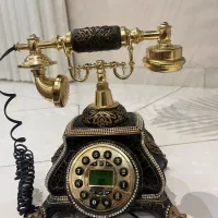 تلفن رومیزی کلاسیک طرح آنتوان