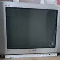 تلوزیون سامسونگ ۲۵ اینچ با وسایل جانبی