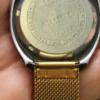 ساعت سیتیزن|ساعت|تهران, هلال احمر|دیوار