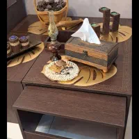 میز ام دی اف کاملا نو همراه با چهار عدد عسلی