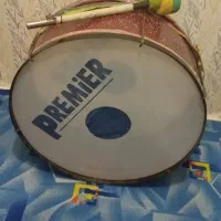 طبل همراه با دسته