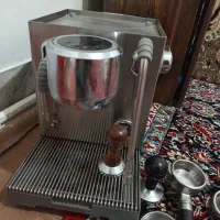 قهوه ساز نیمه صنعتی لوواک