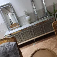 میز تلویزیون و آیینه کنسول