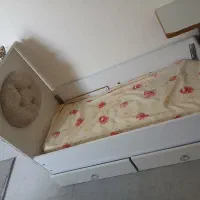 تخت خواب یکنفره