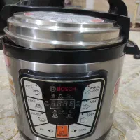 زودپز برقی ۱۰ لیتری مدل بوش