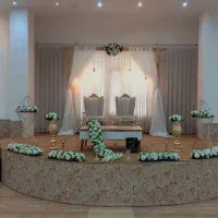 تمامی استند ها وگل ها بفروش میرسد