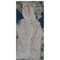 کاپشن خزدار صورتی