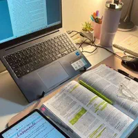 همیاری تمام وقت در مقاله دکترا پایان‌نامه دکترا