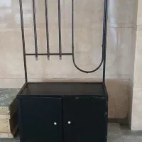 جاکفشی و چوب لباسی