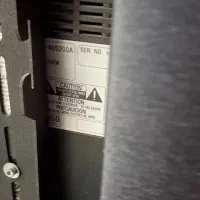 تلویزیون  سونی اصل همراه با میز شیشه ای|تلویزیون و پروژکتور|تهران, مهران|دیوار