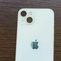 اپل iPhone 13 با حافظهٔ ۱۲۸ گیگابایت