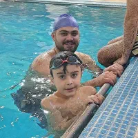 آموزش اصولی شنا تضمینی برای تمامی سنین(آقایان)