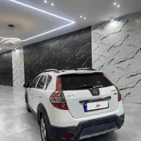 دانگ فنگ اچ سی کراس اتوگالری چاوش