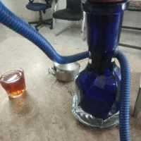 کارگر ساده قهوه خانه با جای خواب