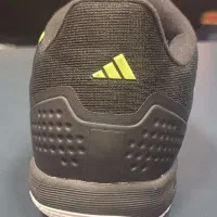 کتونی فوتسال ادیداس مشکی|کیف، کفش، کمربند|رشت, کاکتوس|دیوار