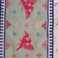 گلیم دست بافت سوزنی،پشم گوسفند بختیاری