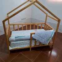 تخت خواب بچه گانه|تخت و صندلی بچه|شیراز, میانرود|دیوار