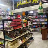استخدام فروشنده خانم