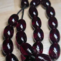 تسبیح کهربا سندلوس کهنه|کلکسیون اشیاء عتیقه|مهاباد (آذربایجان غربی), |دیوار