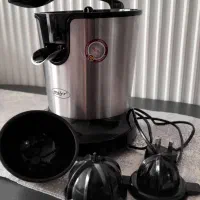 آب مرکبات گیری.|آبمیوه‌گیر و آب‌مرکبات‌گیر|اصفهان, بهارستان|دیوار