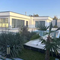 ویلا مدرن / شاهنامه 18 و 14