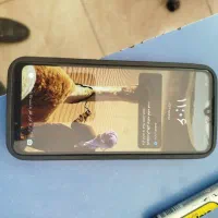 گوشی پوکوc40