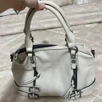 کیف دستی کرم