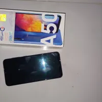 سامسونگ Galaxy A50 با حافظهٔ ۱۲۸ گیگابایت