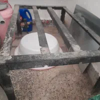 چهارپایه محکم آهنی