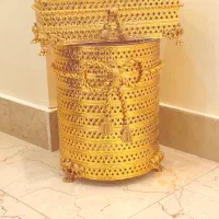 سطل و دستمال