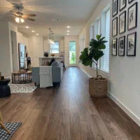 انبار پخش عمده پارکت-کفپوش-چمن-قرنیز|مصالح و تجهیزات ساختمان|نوشهر, |دیوار