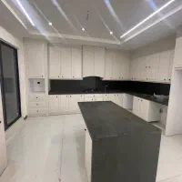 ۲۱۰ متر شاهنشین استثنائی۴ خوابه نوساز طبقه دوم