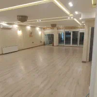 رهن و اجاره ویلایی مدرن ۳۰۰ متری فول در قلب گلسار