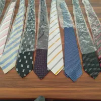 تعدادی کروات مردانه شیک با کیفیت موجود است|لباس|شاهینشهر, شهرک مطهری|دیوار