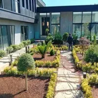 خدمات باغبانی باغچه کاری گل کاری تعویض خاک گلدون