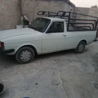 یک دستگاه پیکان وانت تمیز وسرحال