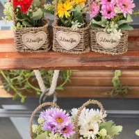 سبد گل وارداتی مثلثی Flower