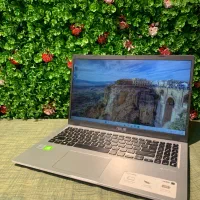 جمعه سیاه بزرگ ترین حراج لپتاپ استوک زیرقیمت همکار|رایانه همراه|تهران, صادقیه|دیوار