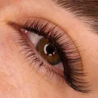 کاشت مژه با ماندگاری 1ماههVip