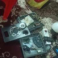 یک مقدار لوازم برقی و اسباب بازی سمساری