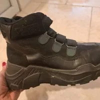 کفش کتونی ساق دار|کیف، کفش، کمربند|گرگان, |دیوار