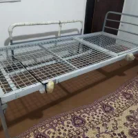 تخت بیمارستانی