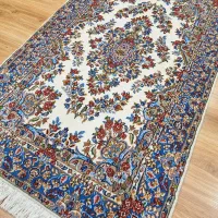 ذرع و نیم دستباف کرم رنگ آکبند|فرش|تهران, اکباتان|دیوار