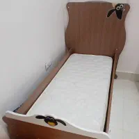 سرویس خواب|تخت و سرویس خواب|تربت‌حیدریه, طالقانی|دیوار