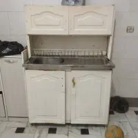 کابینت سینک و آب چکون