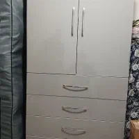 فروش درآور ورخت آویز وجا رختخوابی در حد نو