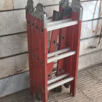 نردبان تاشو