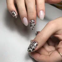 مدل کاشت ناخن فقط با 250تومن